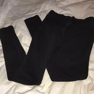 Black skinny jeans